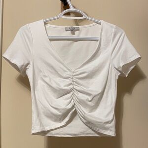 White crop top t shirt